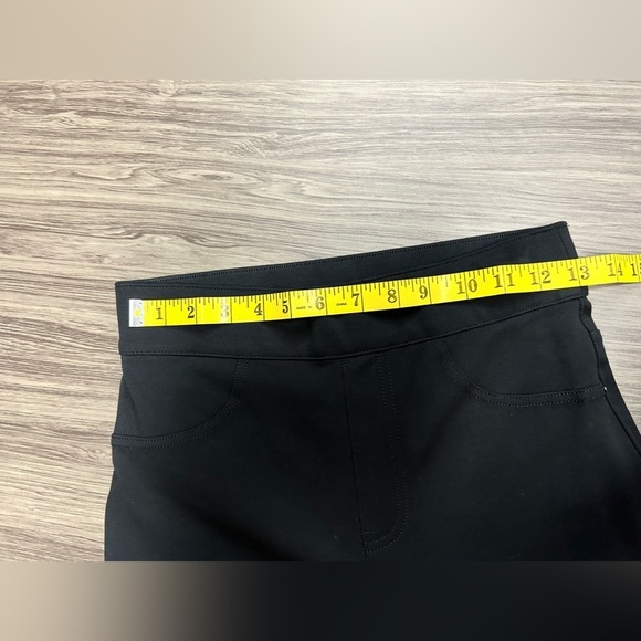 Spanx Black Leggings Size Small - Picture 6 of 7